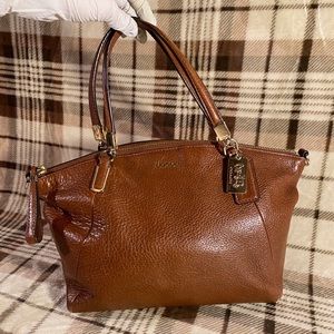 ✧˖°.coach shoulder bag✮⋆˙